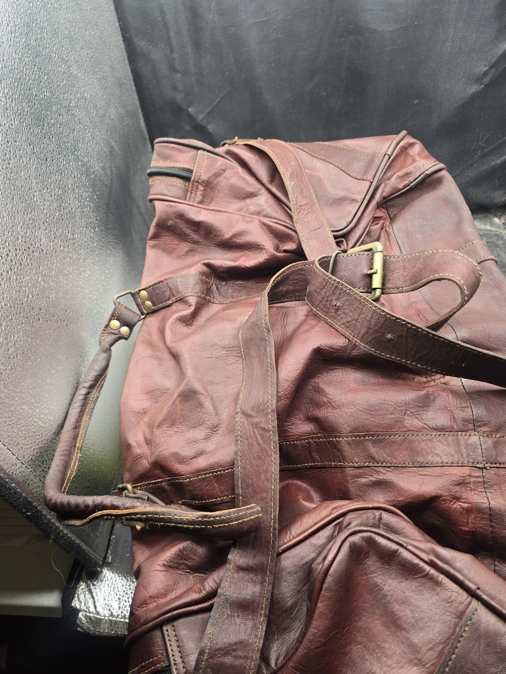 The Unbranded Brand premium burgundy